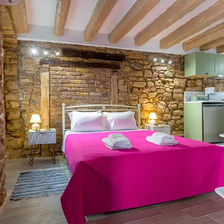 Venetian Sterna Casa